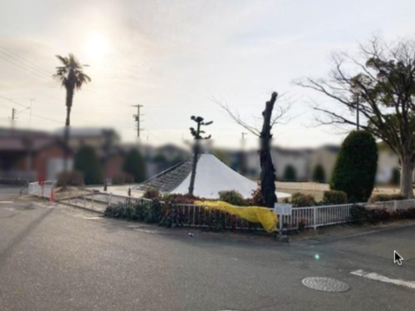 敷地から徒歩1分に富田公園があります！