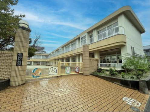 半田市立宮池幼稚園まで1011m
